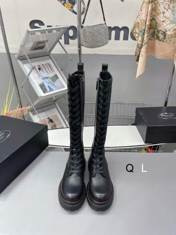 Picture of Prada Shoes _SKUPradasz35-40QL090618902